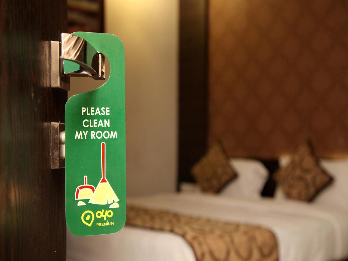 Oyo 905 Galaxy View Hotel Allāhābād Junction エクステリア 写真
