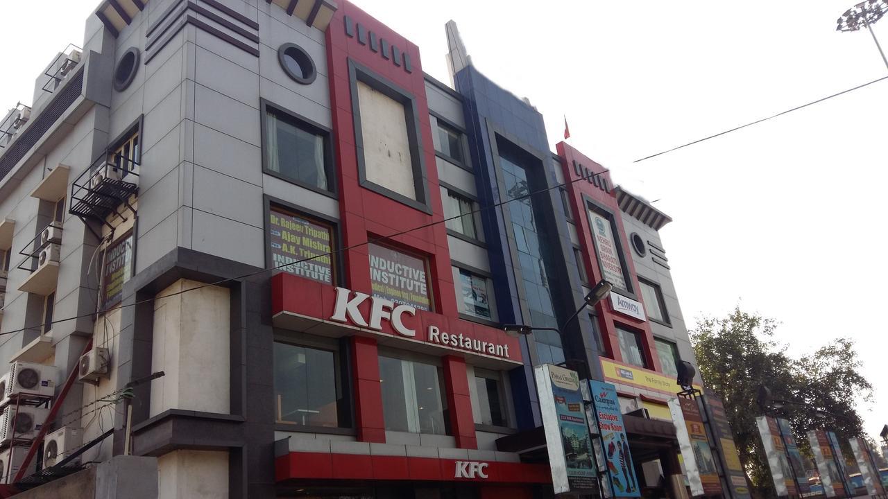 Oyo 905 Galaxy View Hotel Allāhābād Junction エクステリア 写真